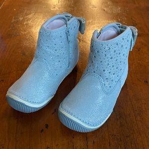 New - Stride rite silver stars ankle boot